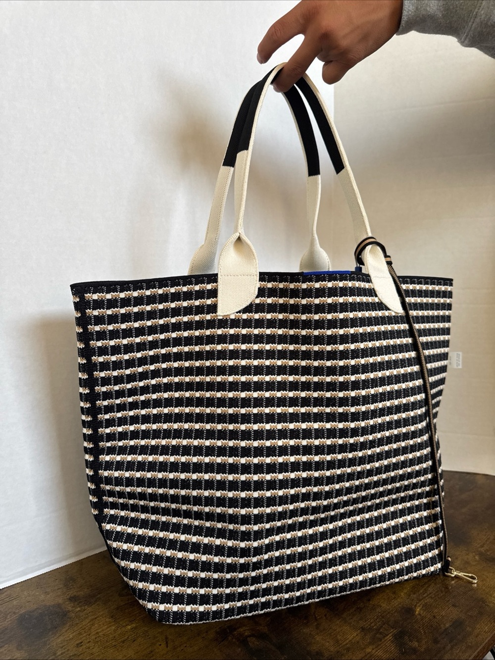 Rothy's The Lightweight Reversible Tote Checkered Black Cream Tan RARE New Tags - Picture 3 of 12